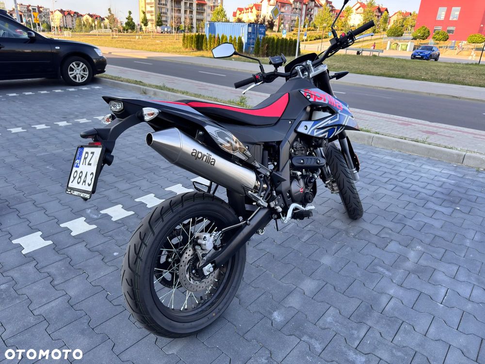 Aprilia SX - 9