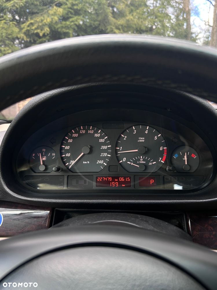 BMW Seria 3 - 21