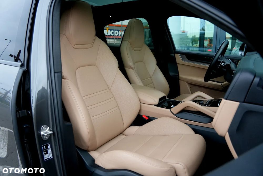 Porsche Cayenne E-Hybrid PHEV - 24