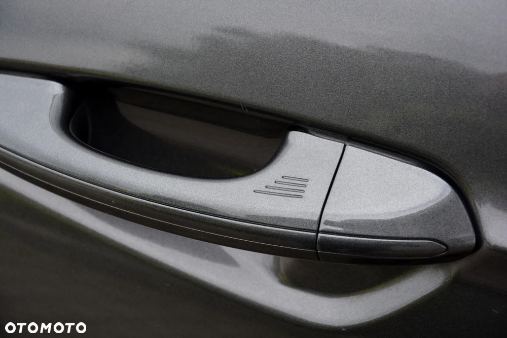 Ford Mondeo 2.0 TDCi Titanium PowerShift - 24