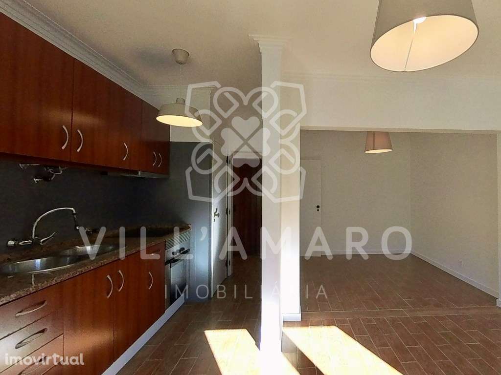 Apartamento T1, remodelado, centro Venda do Pinheiro - Grande imagem: 3/15