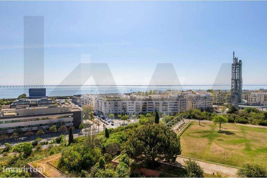 Exclusivo Apartamento T4 de Luxo com Vista Rio no Martinhal Residences - Grande imagem: 2/45