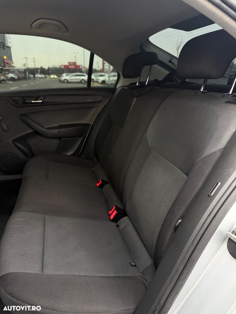 Skoda RAPID 1.4 TDI Ambition - 9