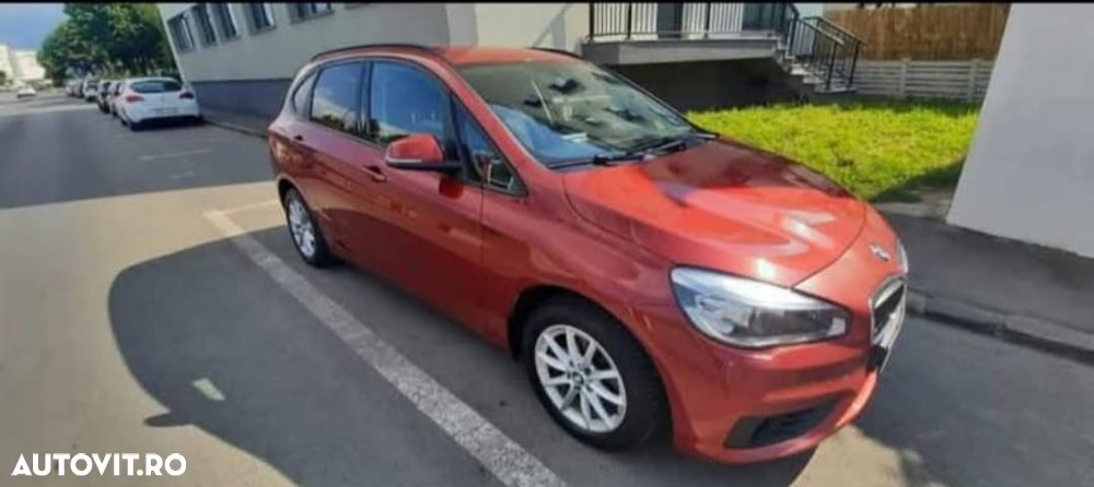 BMW Seria 2 216d - 8