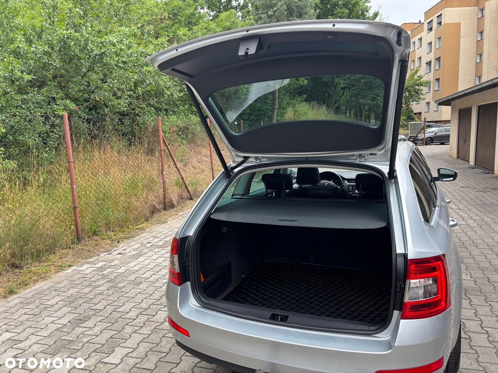 Skoda Octavia 1.6 TDI Ambition - 15