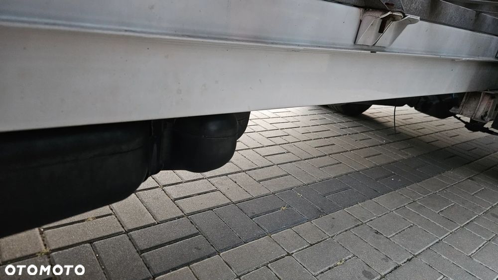 Mercedes-Benz Sprinter - 7