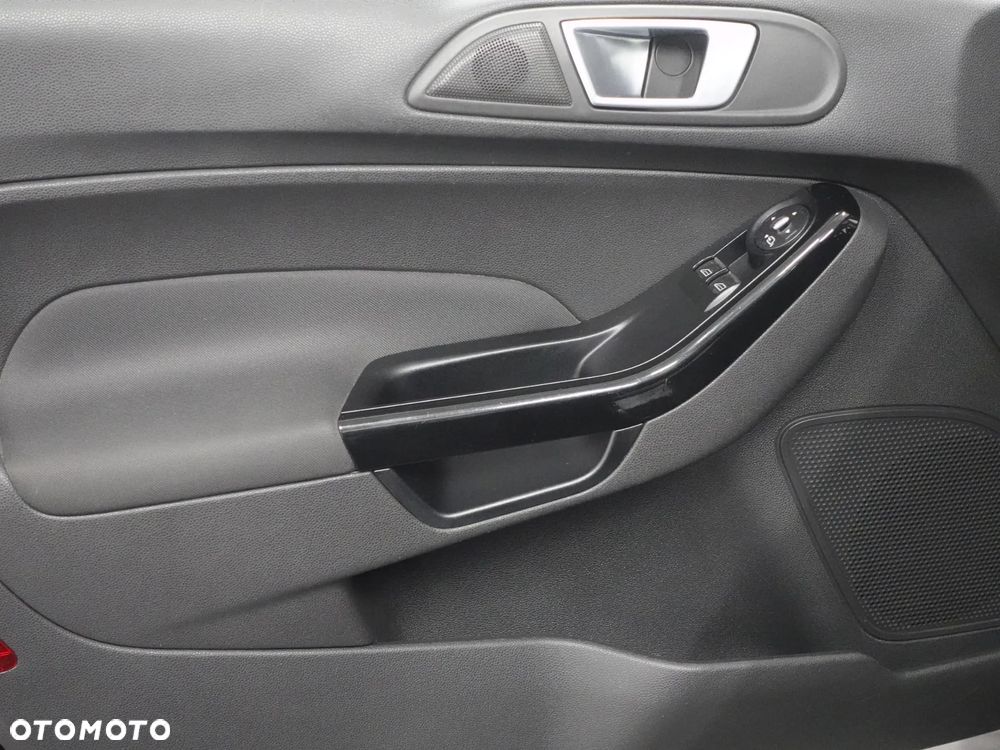 Ford Fiesta - 17