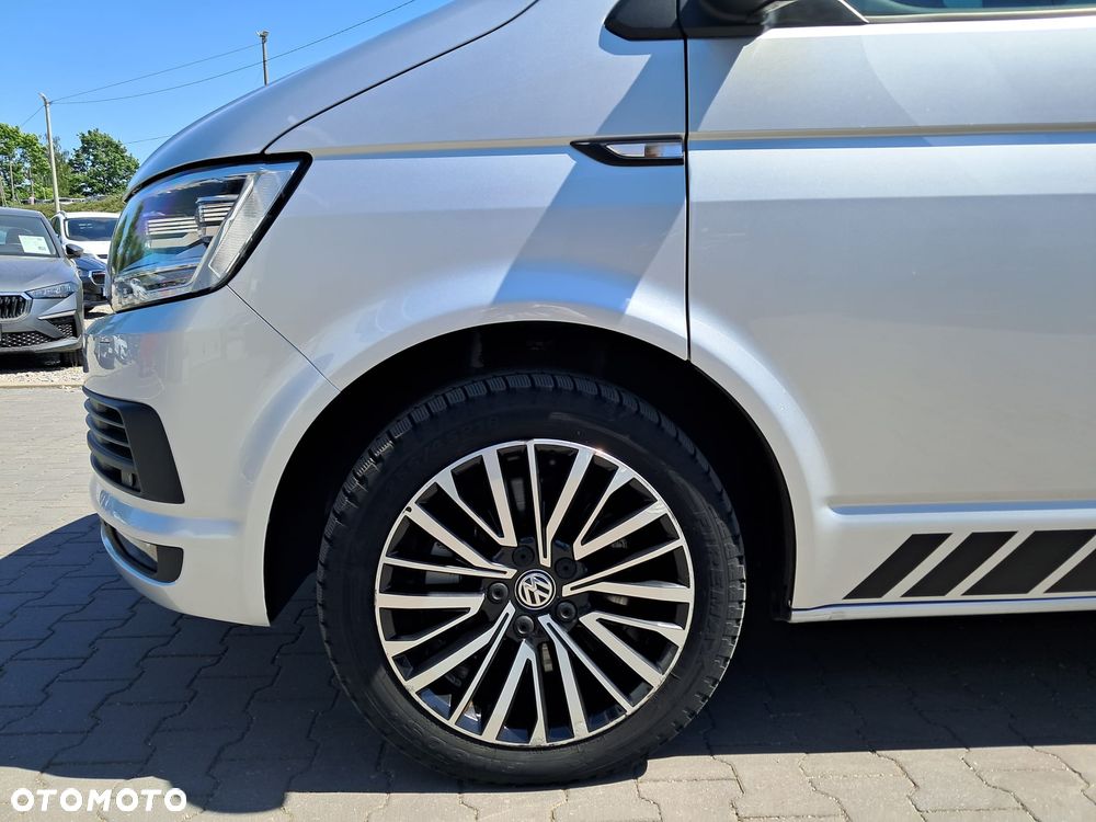 Volkswagen Multivan - 10