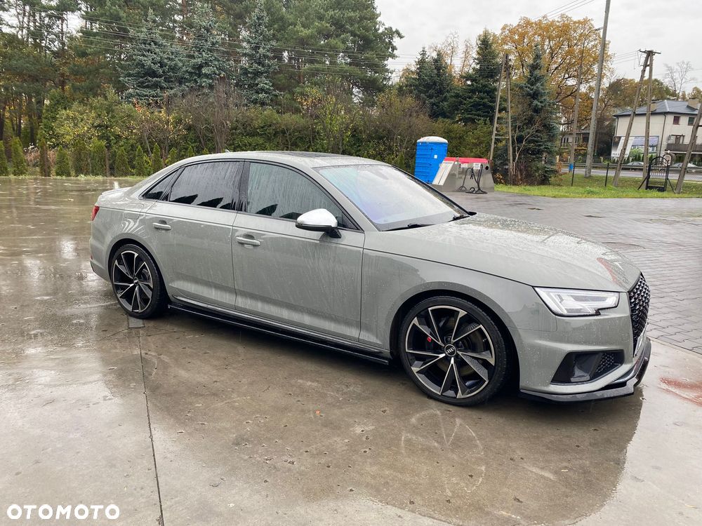Audi S4 Limousine - 30