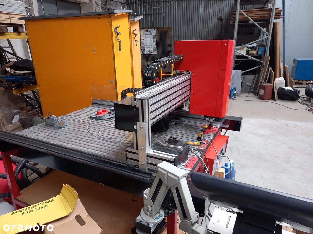 Frezarka  CNC - 4
