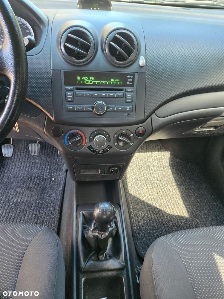 Chevrolet Aveo 1.2 Cool - 16