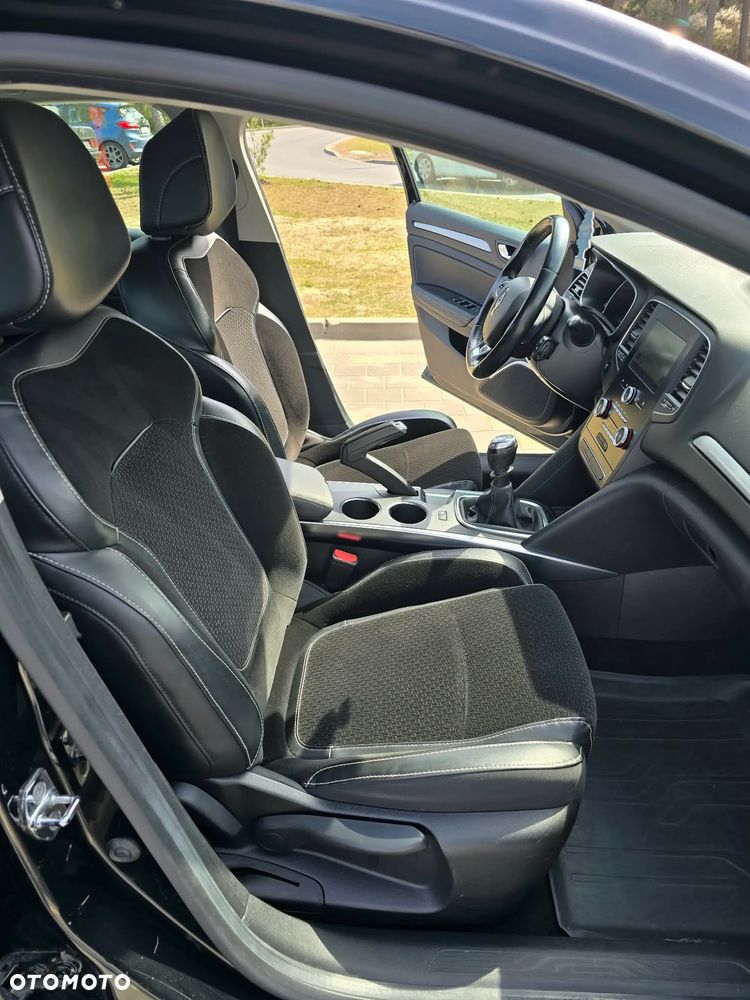 Renault Megane 1.6 SCe Intens - 19