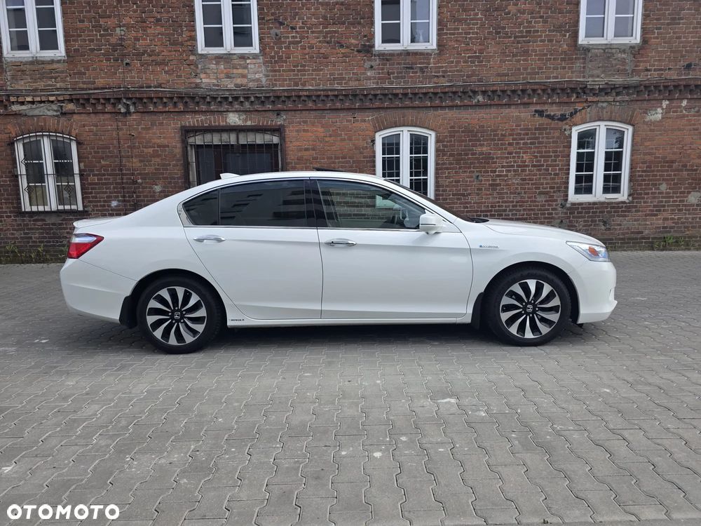 Honda Accord - 4