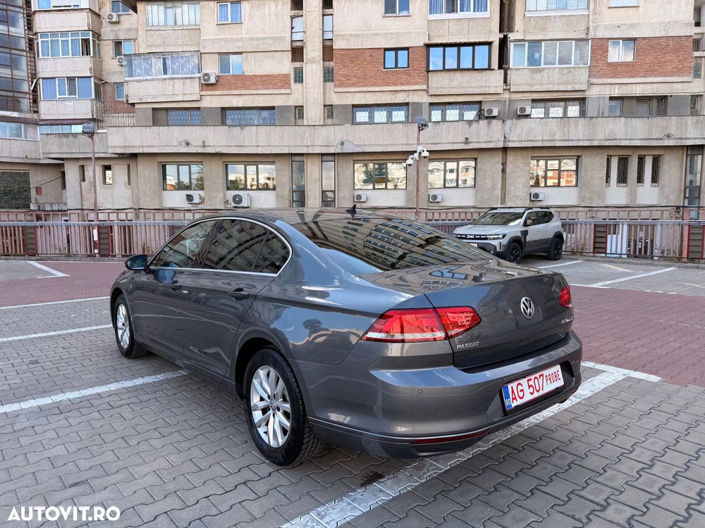 Volkswagen Passat - 3