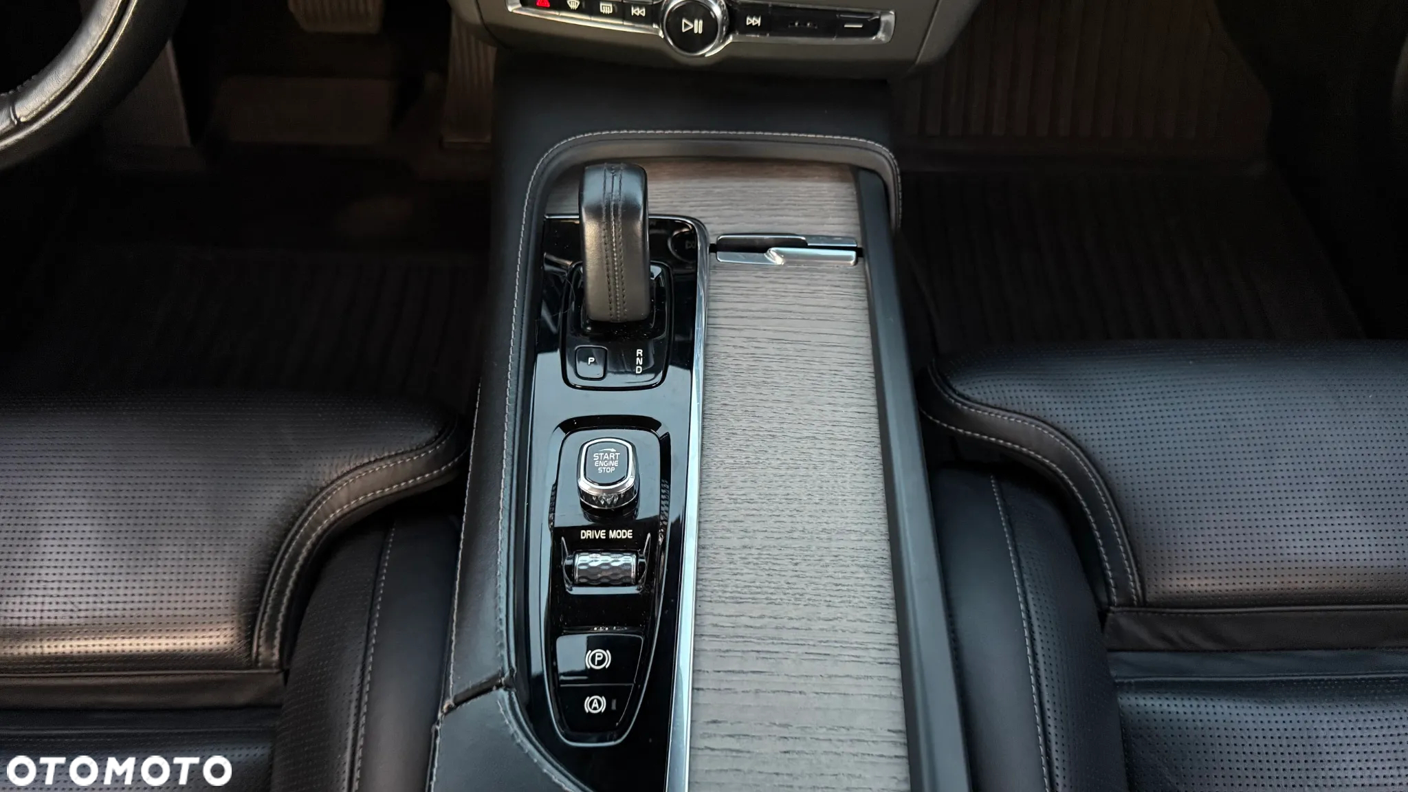 Volvo V90 Cross Country B5 D AWD Geartronic Pro - 37