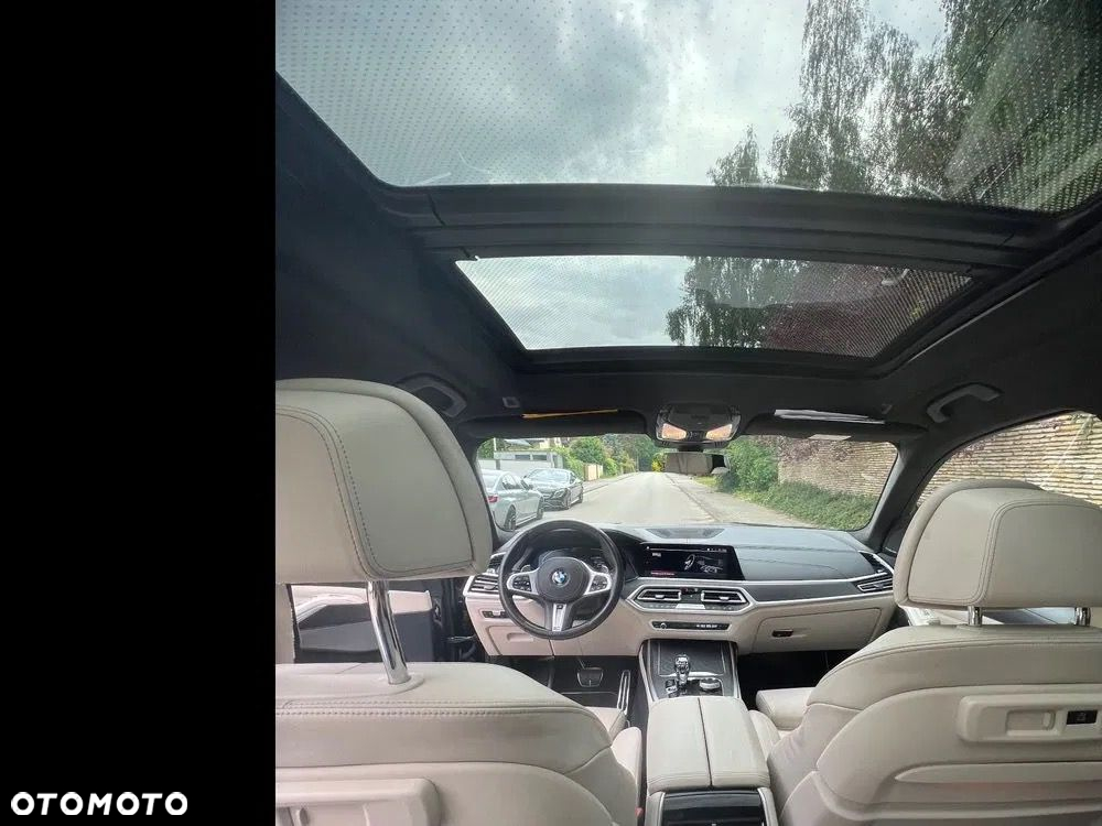 BMW X7 M50d sport - 9