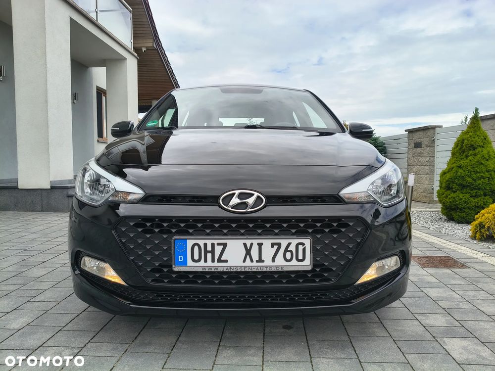 Hyundai i20 blue 1.2 Style - 2