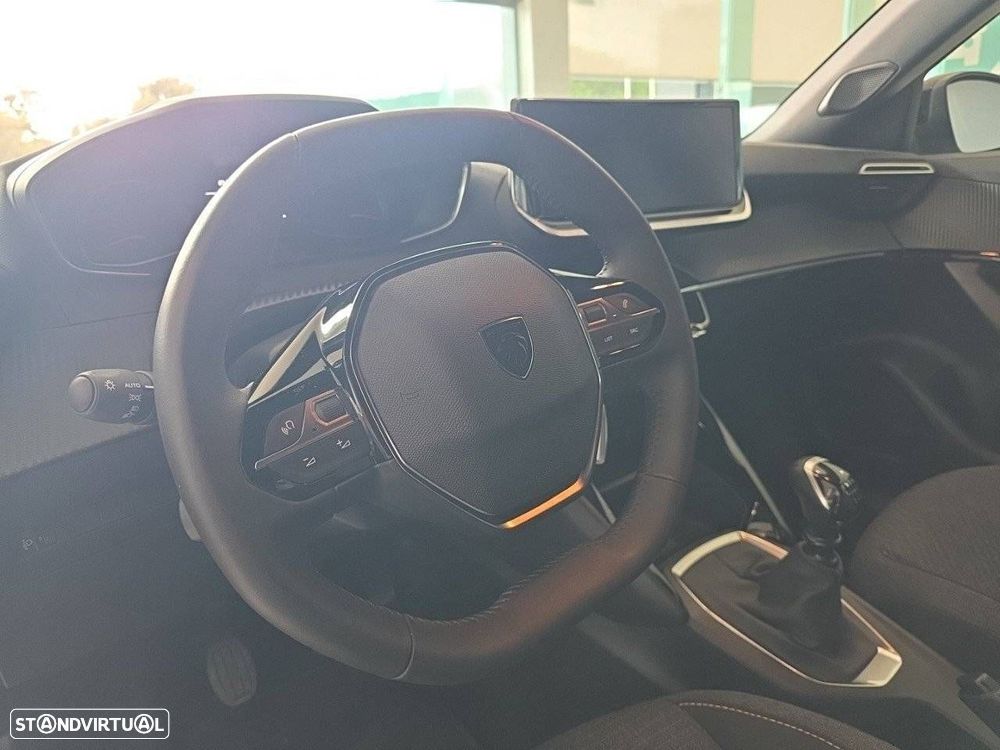 Peugeot 2008 1.2 PureTech Style - 13