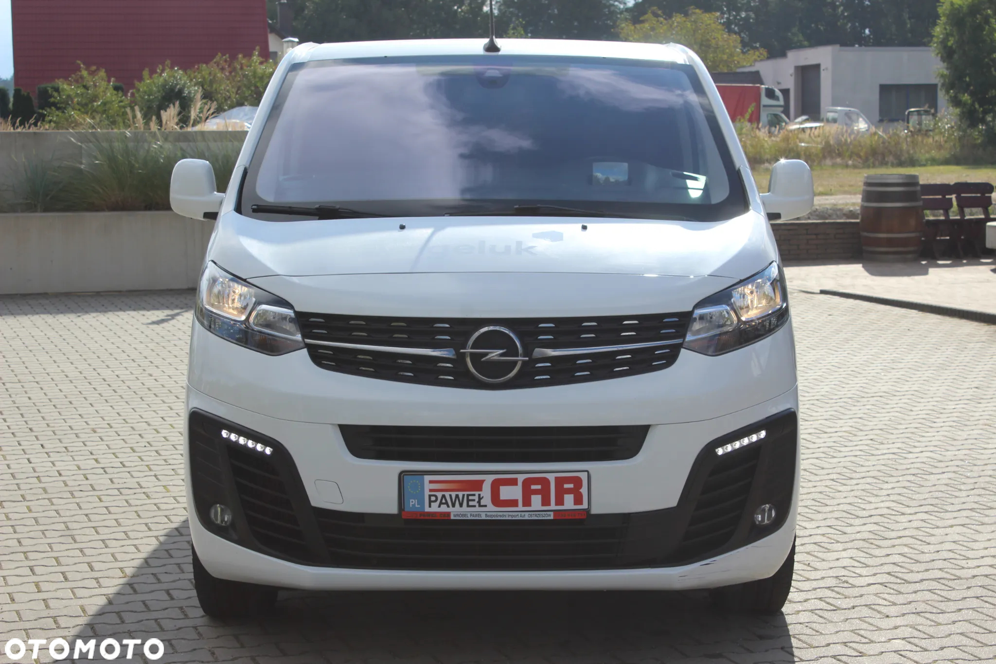 Opel Vivaro - 2