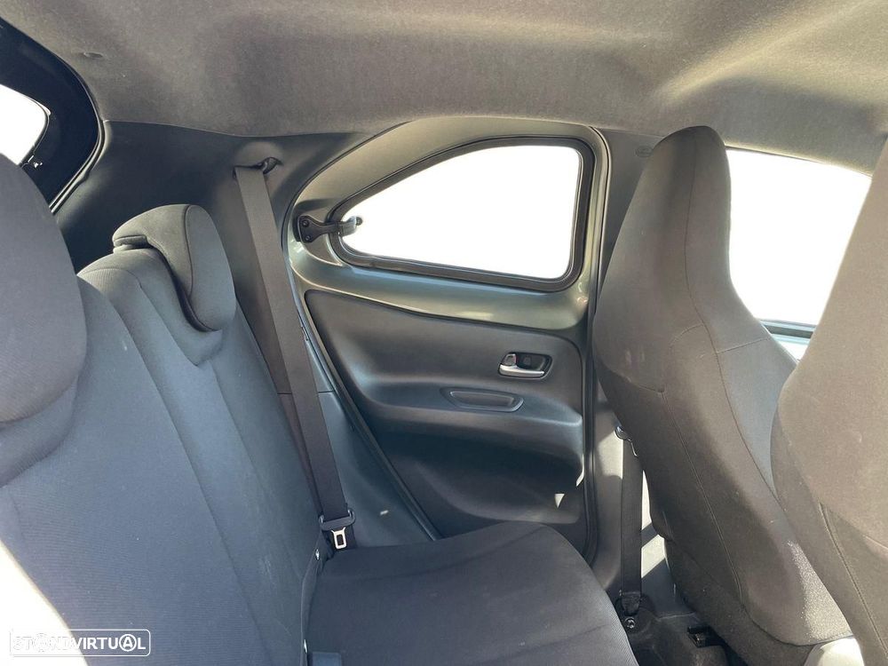 Toyota Aygo X 1.0 Pulse - 8