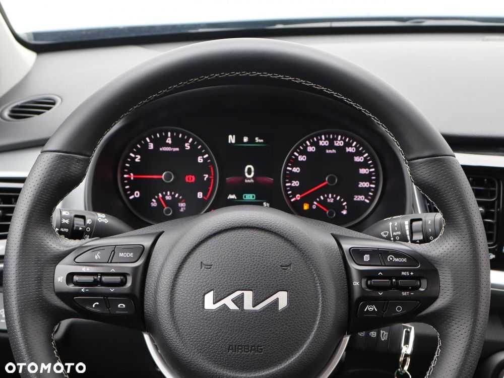 Kia Stonic - 11