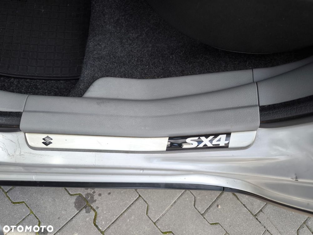 Suzuki SX4 1.6 GS / Premium 4WD - 37