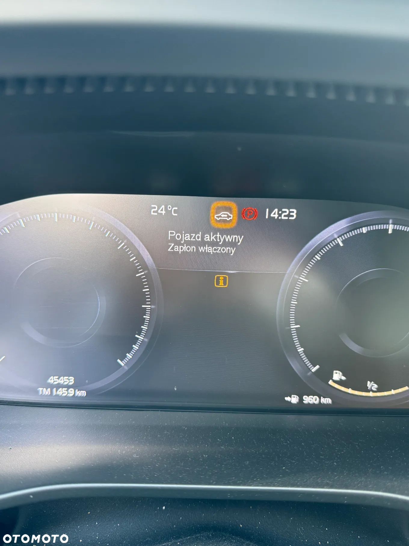 Volvo XC 40 T3 Momentum Pro - 11