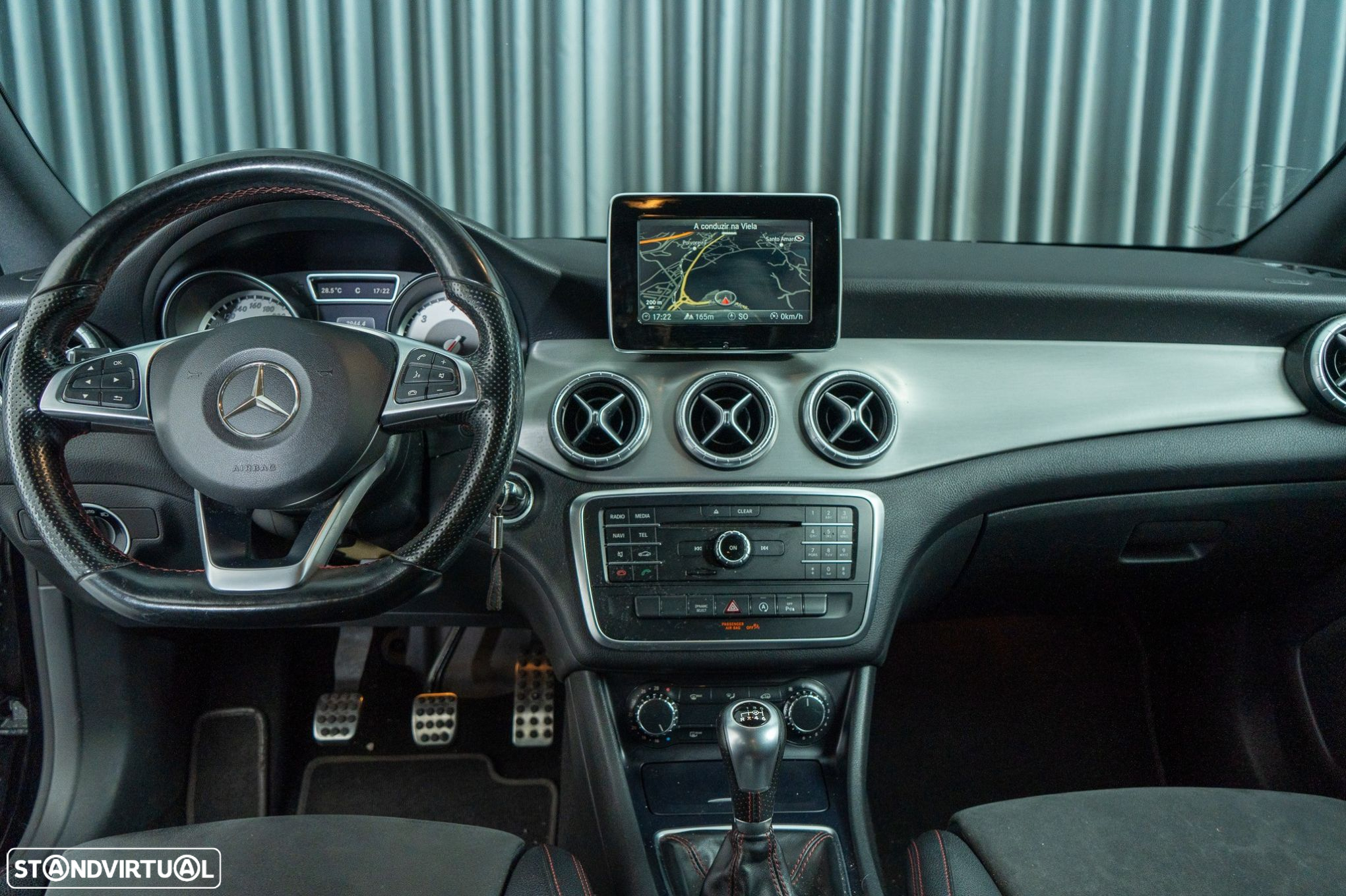 Mercedes-Benz CLA 180 d Shooting Brake AMG Line - 6