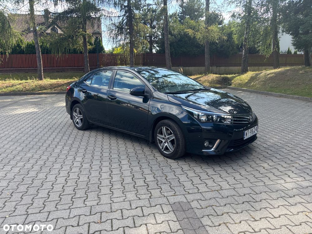 Toyota Corolla - 2