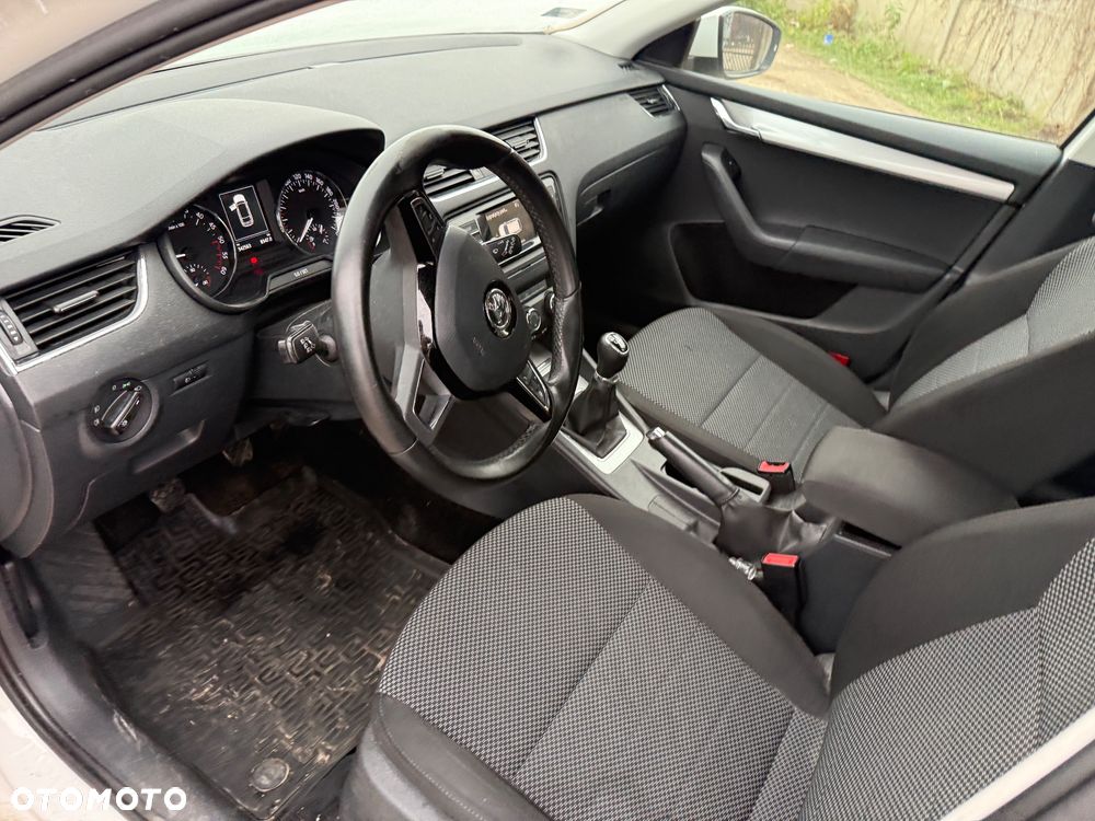 Skoda Octavia 1.6 TDI Ambition - 34