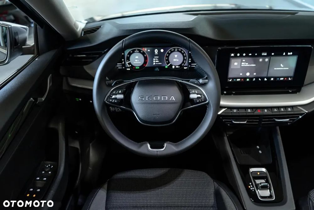 Skoda Octavia 1.5 TSI mHEV Drive Selection DSG - 12