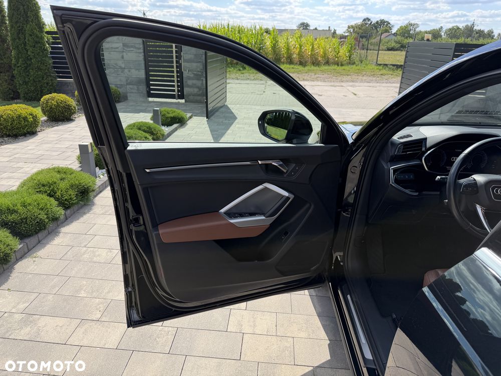 Audi Q3 35 TDI Quattro S tronic - 23