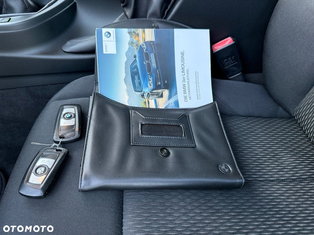 BMW Seria 3 - 17