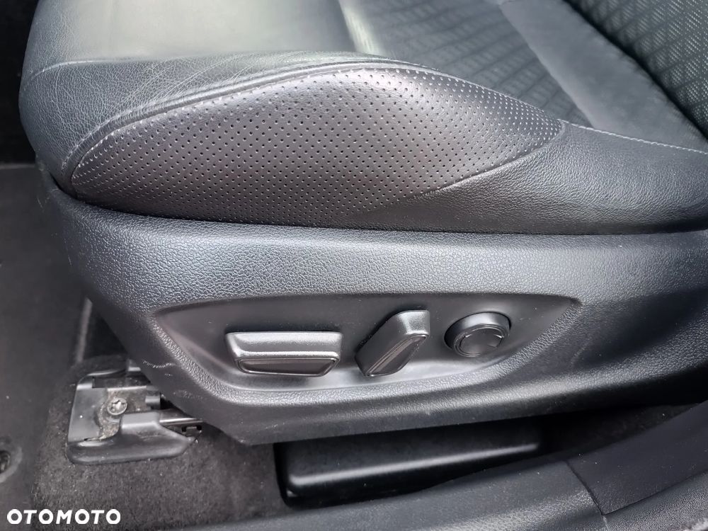 Toyota C-HR 2.0 Orange Edition - 16