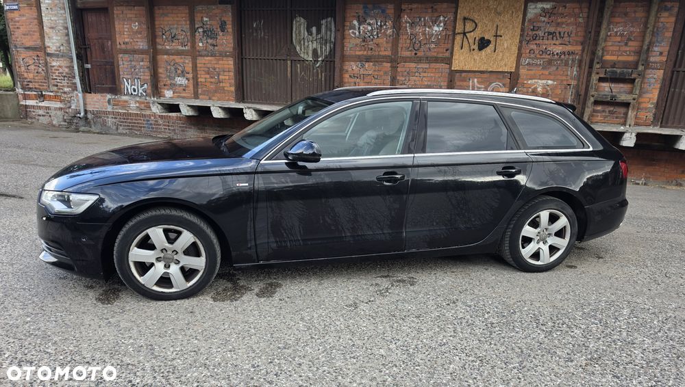 Audi A6 Avant 2012 photo 3