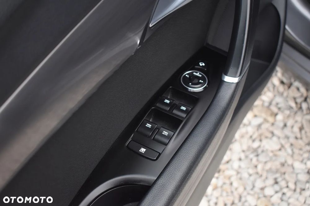 Hyundai i40 1.7 CRDi Comfort + - 26