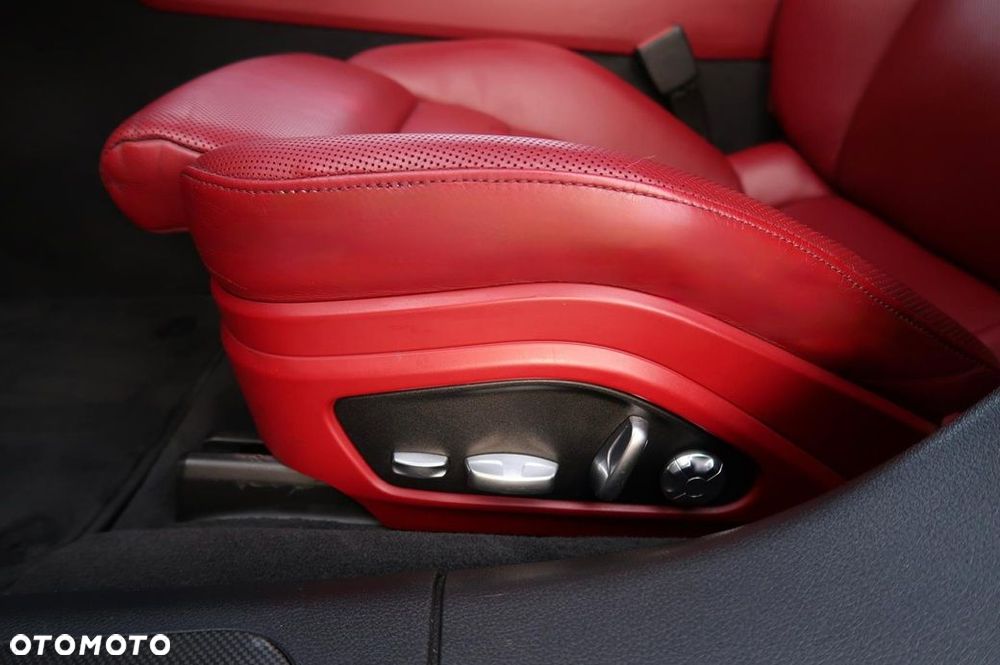 Porsche Panamera Turbo S E-Hybrid GPF - 18