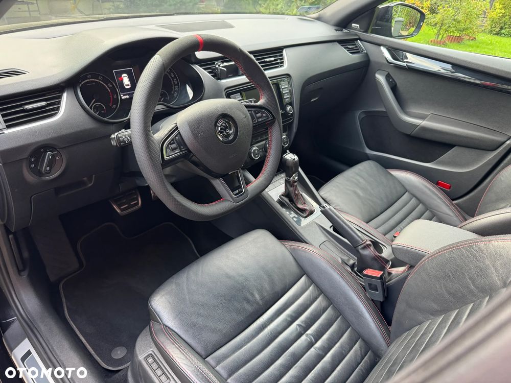 Skoda Octavia 2.0 TSI RS DSG - 12