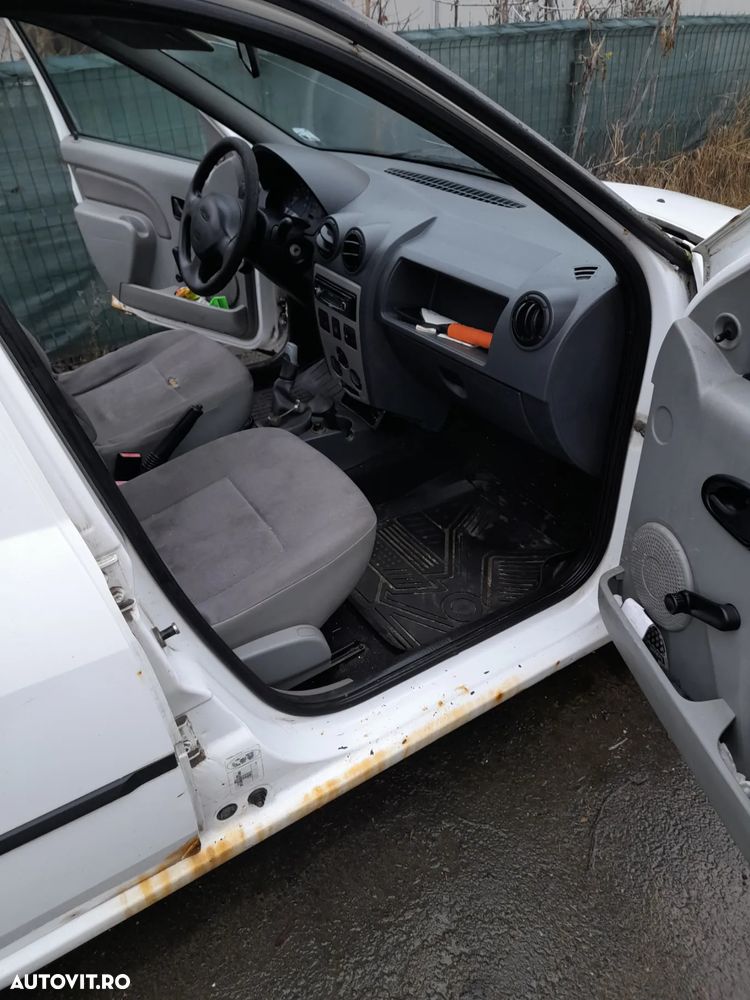 Dacia Logan 1.4 MPI Ambiance - 5