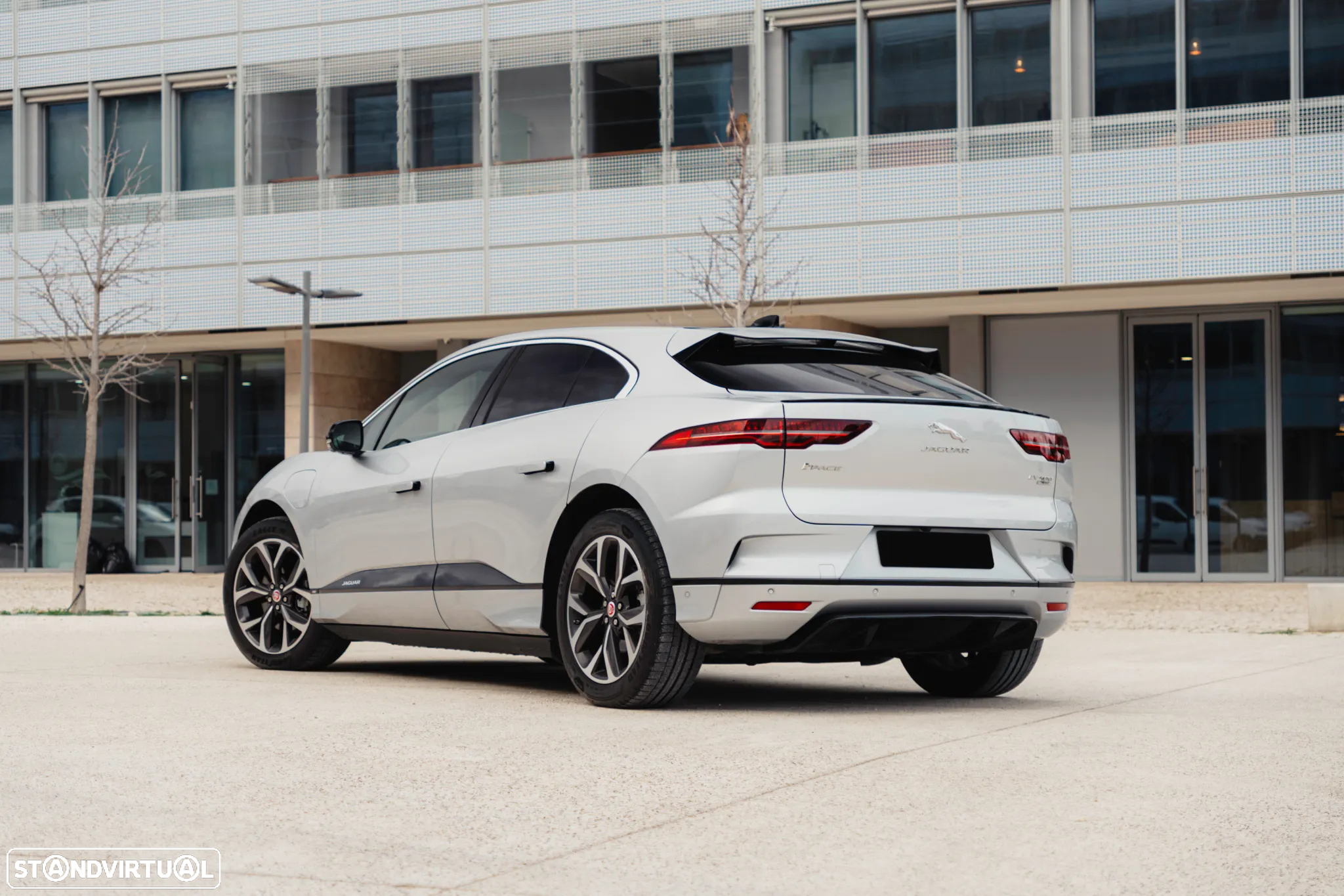 Jaguar I-Pace EV400 AWD R-DYNAMIC SE - 26