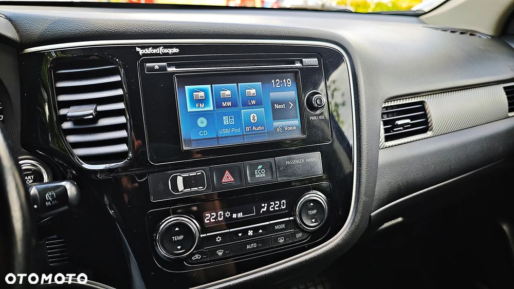 Mitsubishi Outlander - 15