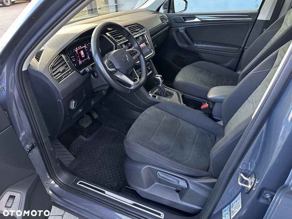 Volkswagen Tiguan 1.5 TSI EVO Elegance DSG - 25