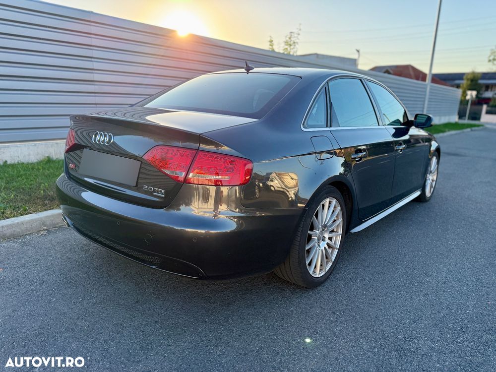 Audi A4 35 TFSI S line - 2