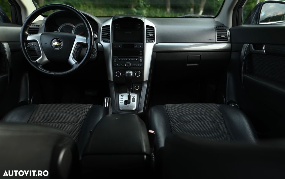 Chevrolet Captiva 2.0 4WD 7 Sitzer Automatik LT Exclusive - 7