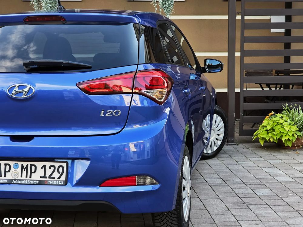 Hyundai i20 1.2 Passion - 28