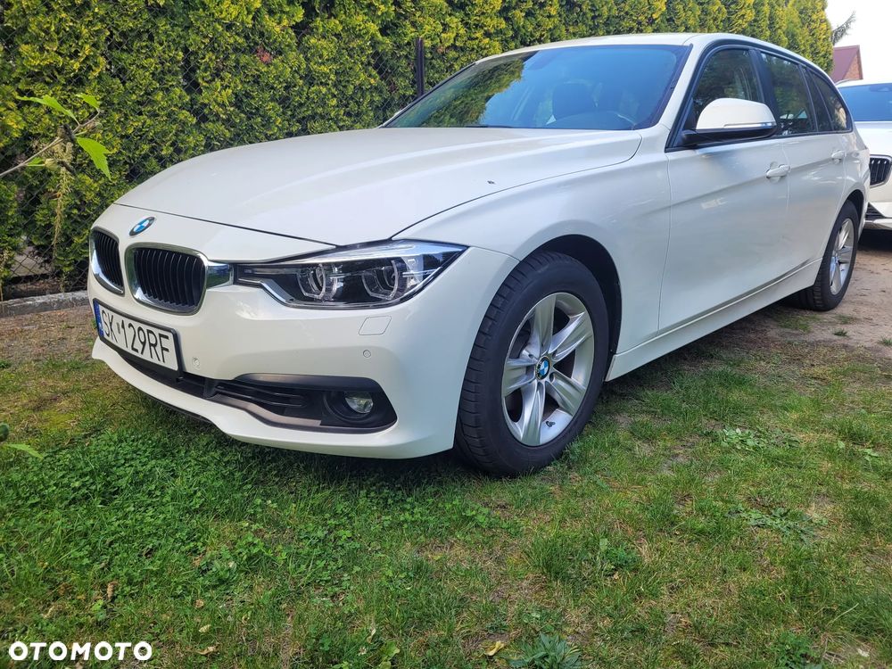 BMW Seria 3 320i xDrive Advantage - 2