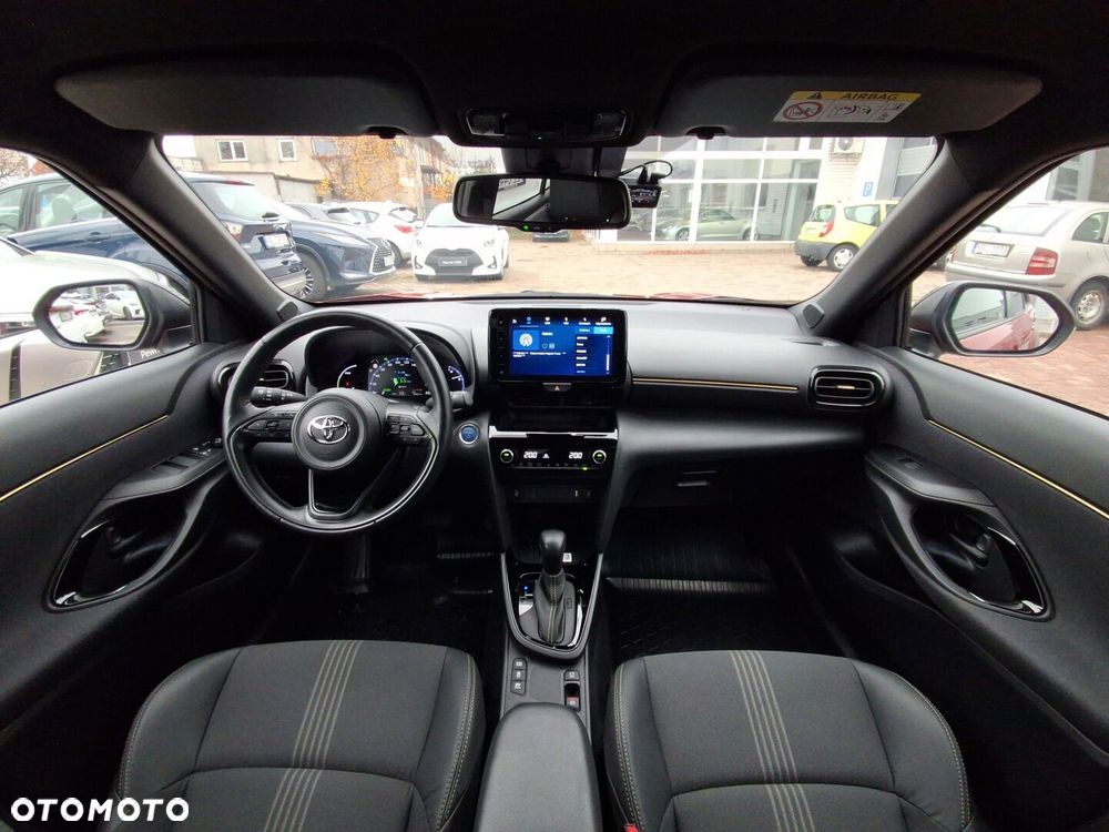 Toyota Yaris Cross 2023 photo 3