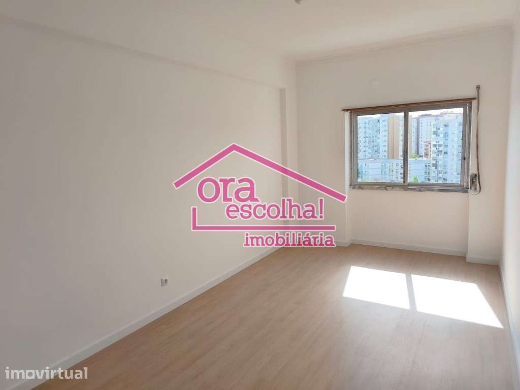 Apartamento T2 com 95 m2 no Miratejo! - Grande imagem: 5/12