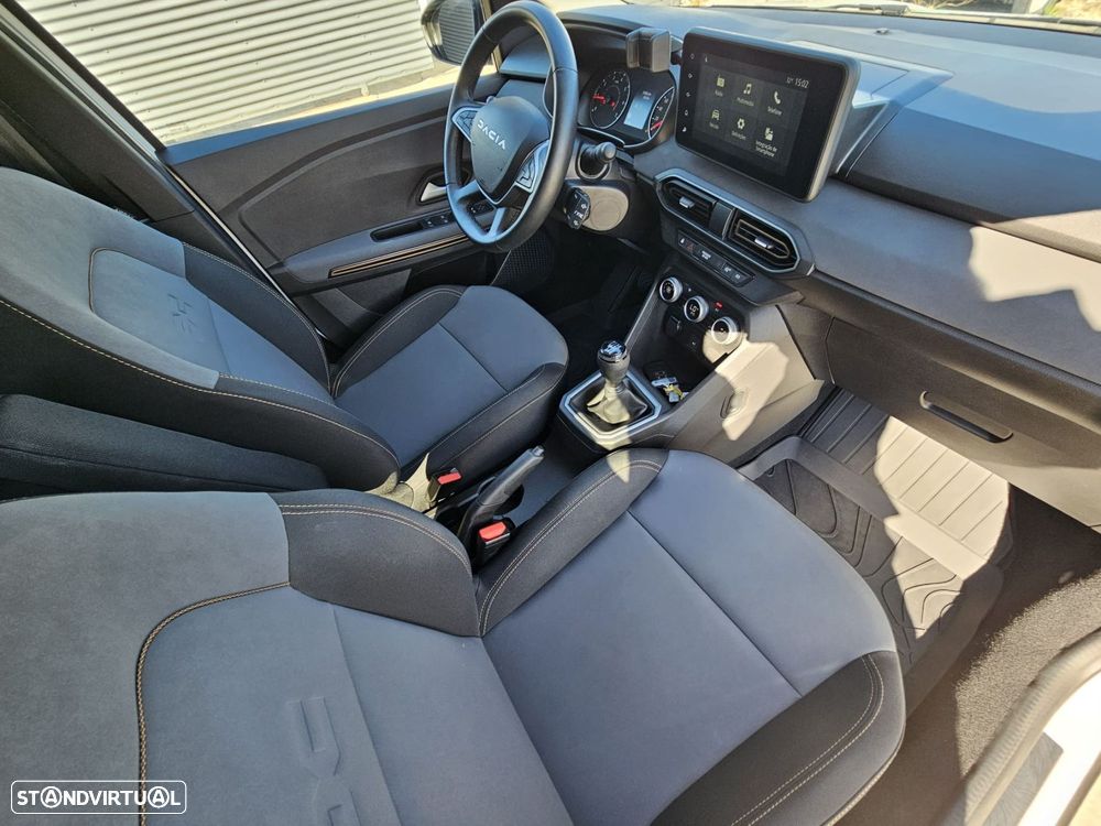 Dacia Jogger 1.0 TCe Extreme 7L - 28