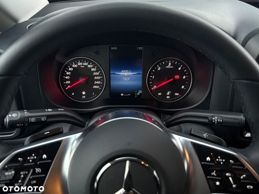 Mercedes-Benz Vito - 15